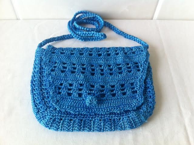 Crochet Crossbody - Cathedrals & Cafes Blog